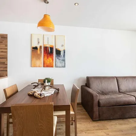 Emma Apartments- Self- Check -in