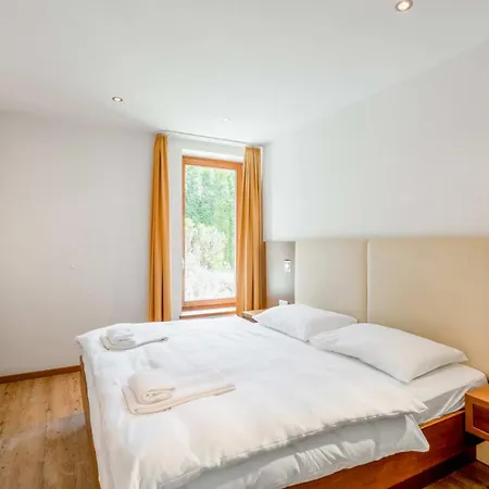 Emma Apartments- Appartement