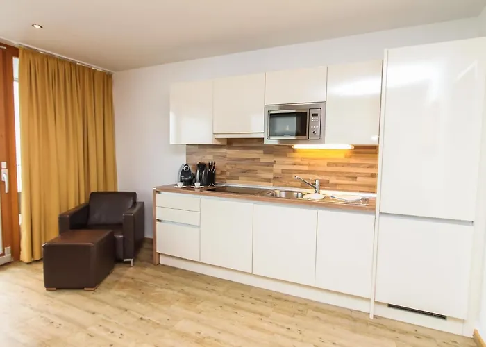 Emma Apartments- Self- Check -in 아파트