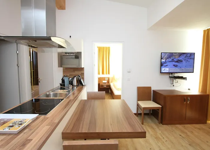 Emma Apartments- Self- Check -in 아파트